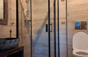 Apartamenty LOS NOBLES w spokojnej okolicy w pobliżu jeziora - Foto 16