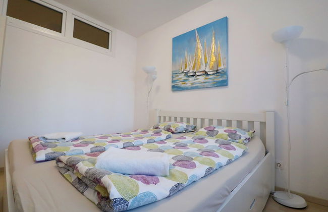 Galerius Golden Beach Apartment - Photo 8