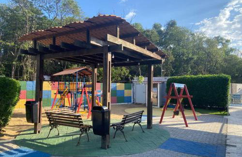 Quarto em AP com Piscina - Foto 4