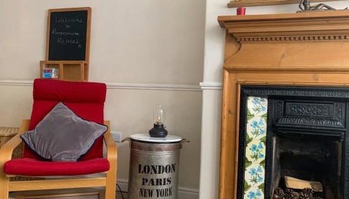 The Racecourse - Quaint Victorian Home With Free Parking - Foto 4