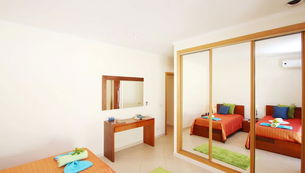 Villa Pauline by Algarve Vacation - Foto 5, Habitación