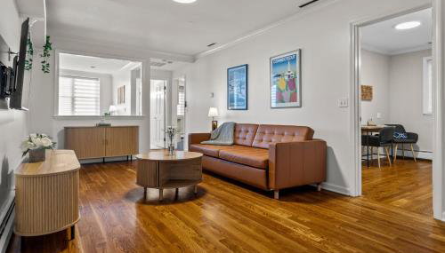 New England Nest - Modern 2BR Home with EV Charger - Foto 2