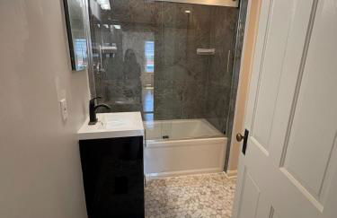 Quantico 3 BR SFH King Beds Game Room Walk to Train Station - Foto 28