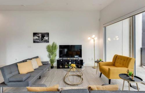 Modern 2BR I Gym I Parking I Workspace - Foto 5