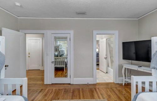 Stunning and Cozy 4BR in Historic Avondale - Foto 30