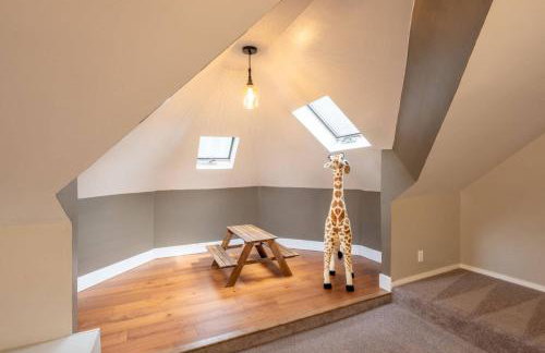 Pool House Near NYC FIFA Stay for Groups - Foto 68