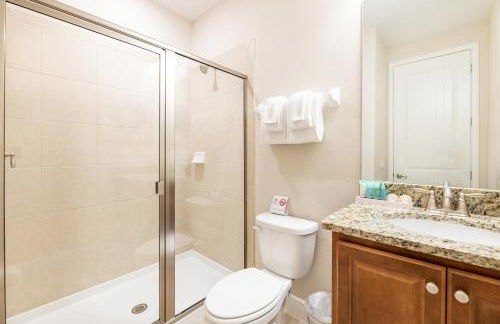 Spectacular Home Near Disney With Private Pool, Movie Theater And Pool Table With Waterpark & Resort Access - 332Sf - Foto 6