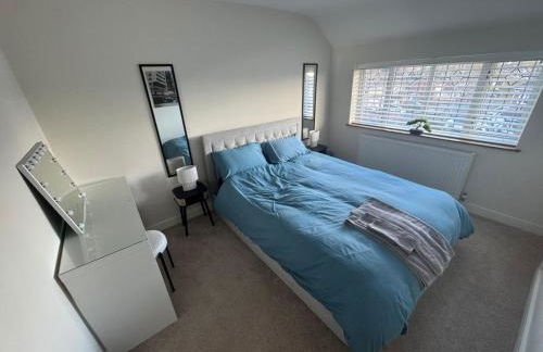 Modern 3-Bed Home Near Birmingham City Centre - Foto 12