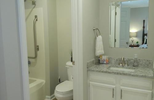 Studio 415 Spring Lake - Fayetteville near Fort Bragg - Accessible 1st Floor with Self Check-in - Perfect for short or long-term stays - Foto 32