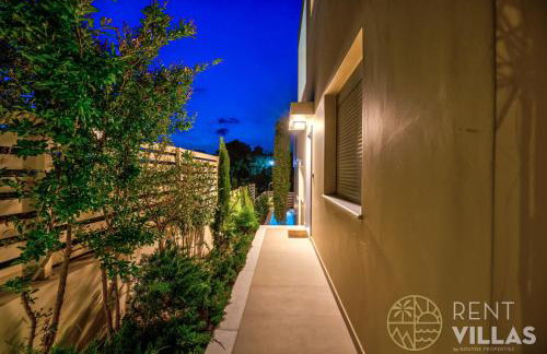 A1 - Luxury house with pool by goutos properties - Foto 65