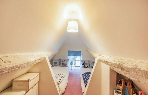 Beautiful thatched country 4 Bedroom Cottage - Foto 11