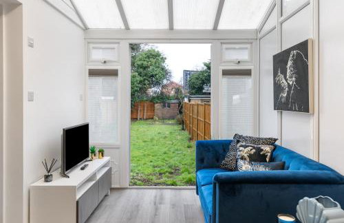 Modern 2 Bedroom APT 3 min walk to Tube station - Foto 10