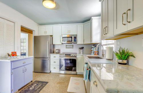 Waterfront Vero Beach Home with Pool and Boat Dock! - Foto 11