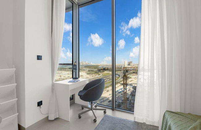 Modern 2BR Retreat Creek Vistas Scenic Views - Foto 13