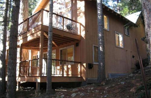 Exceptional Riverside Cabin Rental in the Trees near Pinecrest Lake, California - Foto 1