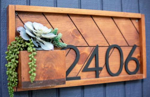 NEW - Modern Rustic Retreat Ardmore Chalet - Foto 15