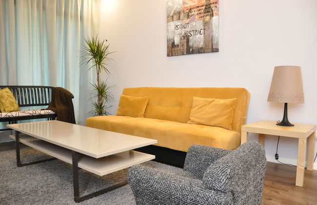 Lawang Suite Apartment With Balcony - Photo 35