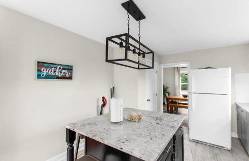 10 Min to Downtown-Modern in Magic City-Both Units - Foto 32