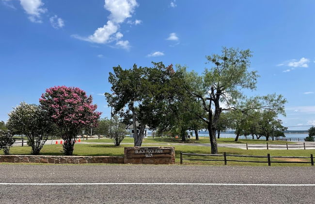 5 King 3 5b Firepit Nearby Pickleball Opens Feb 25 Lvl2 EV Charger Pool w Lake Views - Foto 40