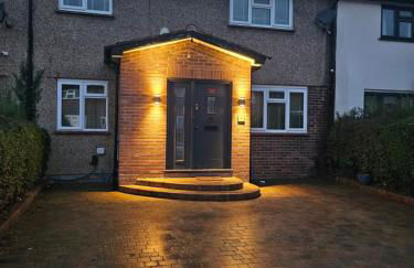 Spacious Modern 5 bedroom home near Heathrow Windsor - Foto 46