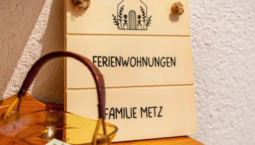 An den Weinbergen - Foto 3