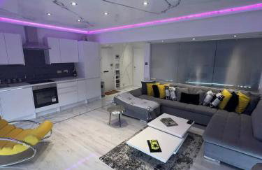 Knightsbridge 2 bedroom apartment overlooking Harrods - Foto 1
