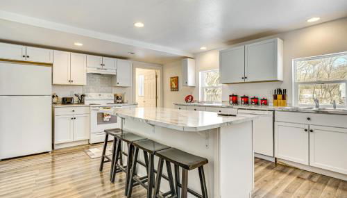 2 Mi to Road America Pet-Friendly Duplex! - Foto 2