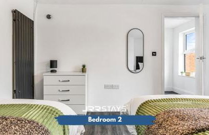 JRR STAYS 3Bed Sleeps 8- Coventry/Antsy M6-J2 CV7 - Photo 25