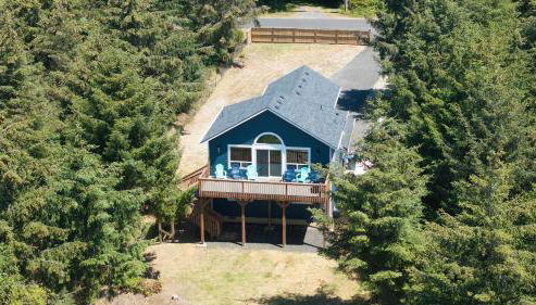 Ocean Front! Walk to Beach, Fenced Yard, Vacation Beach House - Foto 2, sunbed