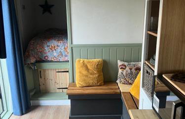 Shephards Hut by the Beach - Foto 8