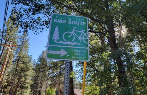 Four Seasons Getaway-Private Hot Spa with Pine Tree Views-Walk to Village and Pineknot Trailhead-Plus King Bed! - Photo 46