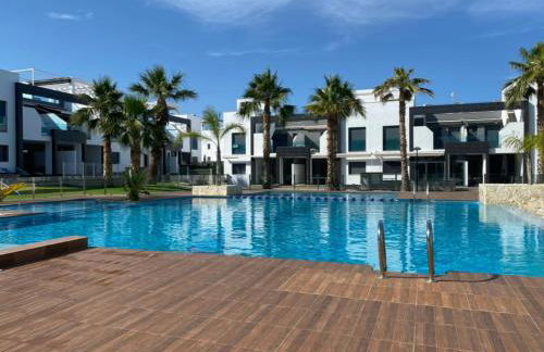 Sunny Ground floor bungalow opposite the swimming pool - Foto 23