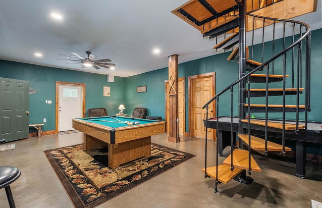 Cottage at Slope's Edge - Photo 18