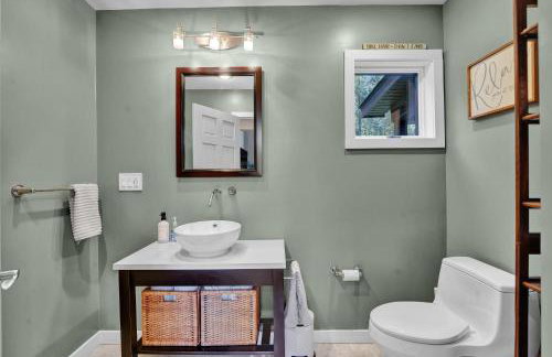 Lakefront Sunsets, Hot Tub, Pool Table, Kayaks - Foto 60