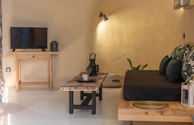 Nalas Suites - Photo 27