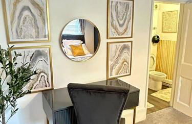 Historic Charm: *Perfect For Group Getaways* - Photo 26