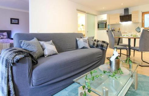 1 Bedroom Lovely Apartment In Deggingen - Foto 4