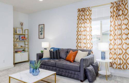 Near Coachella and Stagecoach Palm Springs , PGA resort Villa ,Golf, community pool, gym - Photo 26