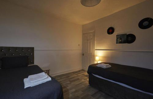 Hayy Springbank 2-Bed Home with Comfort & Space - Foto 7