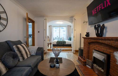 Sheldon Stay, modern 4 bed, 2 miles to NEC, BHX, JLR - Foto 4