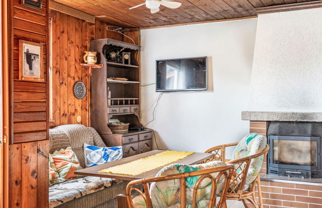 2 bedroom House in Liberec with garden - Photo 6