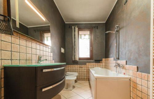 Appartamento Luminoso con Terrazzo, Milano Fiera - Foto 18