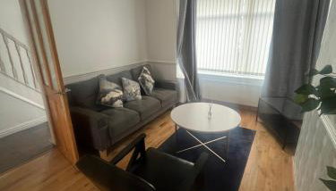 Wivefield dun - Photo 1