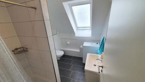 Kiel-Russee Familienwohnung, Lademöglichkeit, Co2 Frei - Foto 3