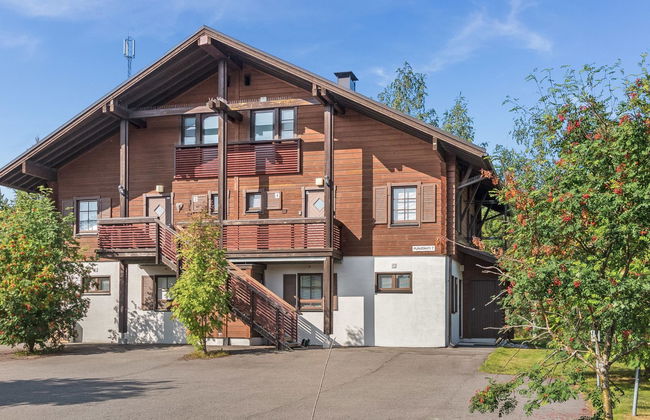 Alppitalo punatähti 7 as 4 - Foto 1