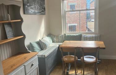 Upstairs river apartment - Foto 10