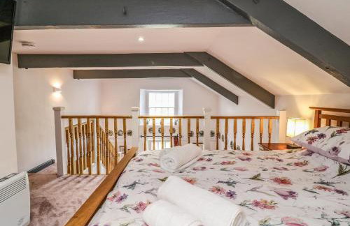 Wisteria Cottage - Photo 11