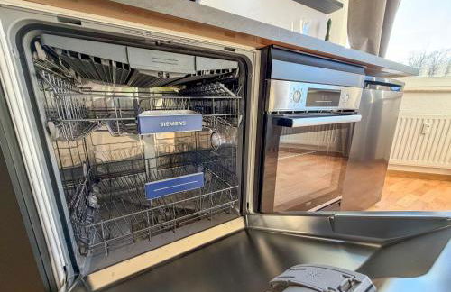 Executive Stadtwald Apartment - S-Bahn Direct - 12min Messe Essen - Barrier-Free - Foto 27