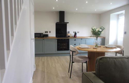 Robin Cottage Luxury Barn with Wood-Fired Hot Tub - Foto 10