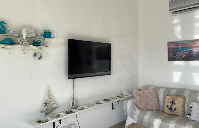 Two Bedroom Duplex With Mountain and Sea View - Photo 19